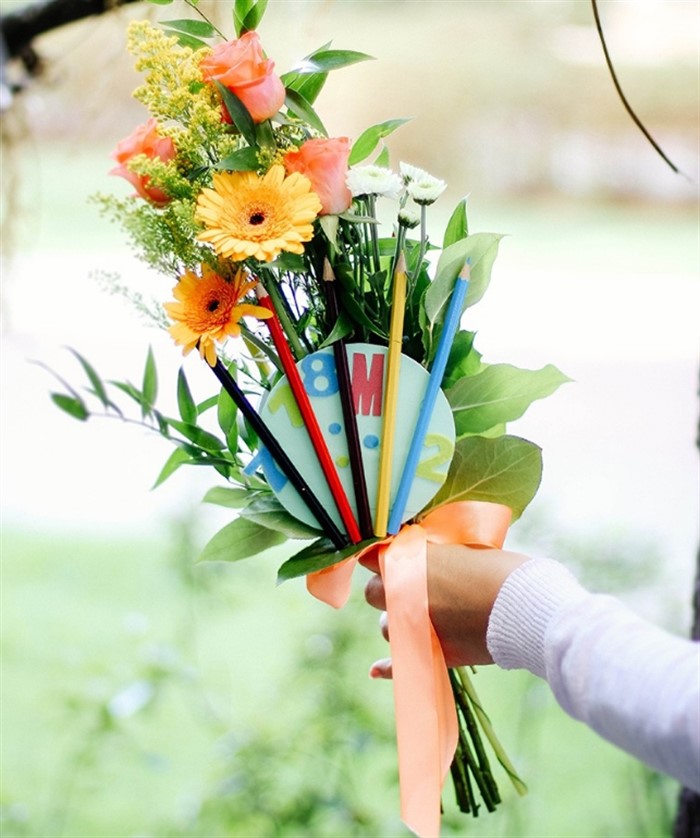 Заказать цветы на выпускной